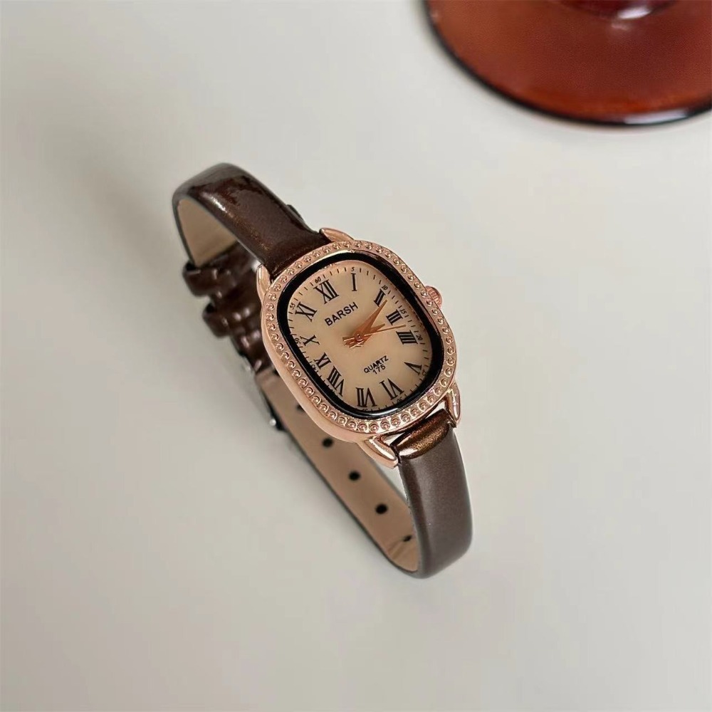 Famous Brand Women Diamond Ova - Luxury Watch With Leather Strap recension och pris